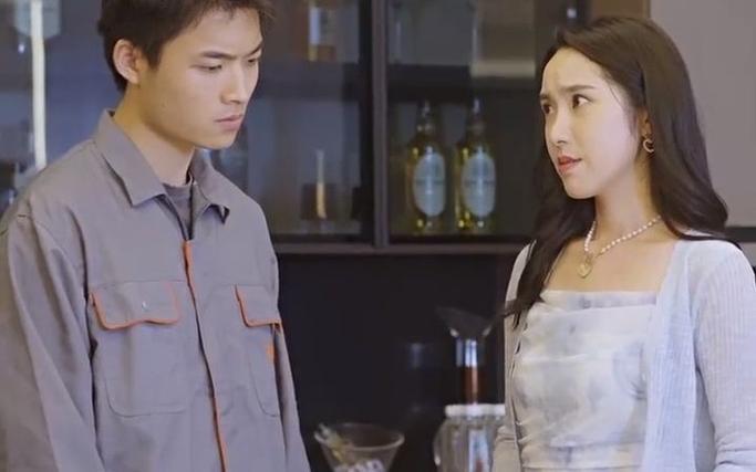 成為快遞員后，我有了七個(gè)老婆(全集)