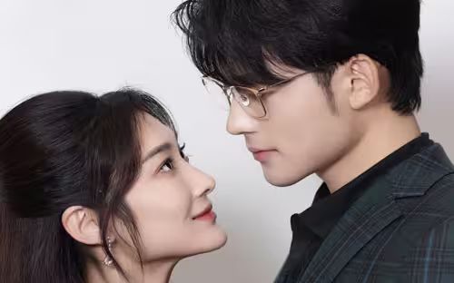 新版：分手當(dāng)天，我閃婚了億萬富豪(全集)