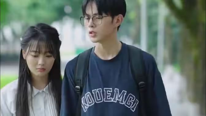 被女大學(xué)生誣陷偷拍，我的國士身份曝光了(全集)