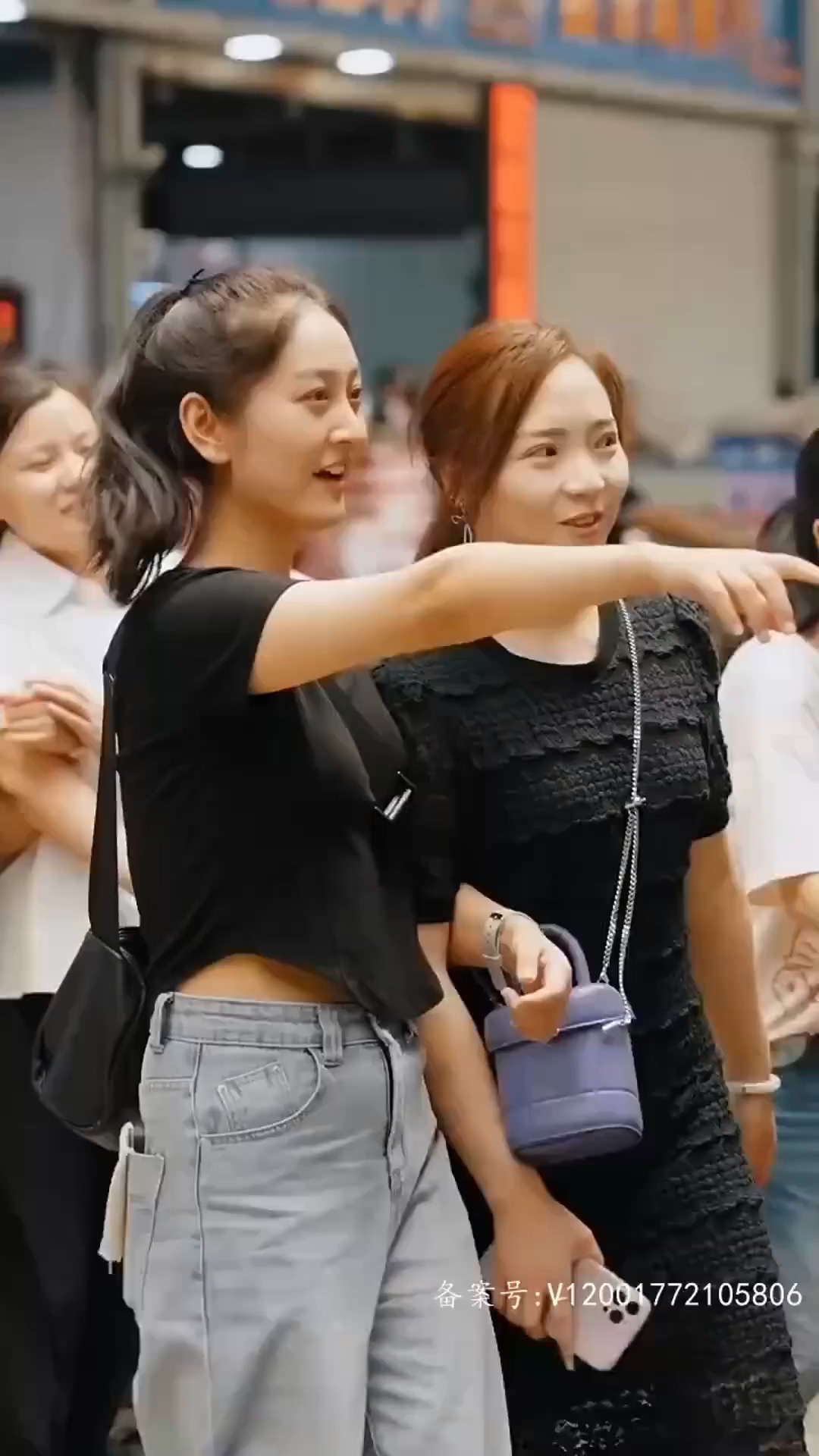 離婚后，我被三個大佬哥哥寵上天(全集)