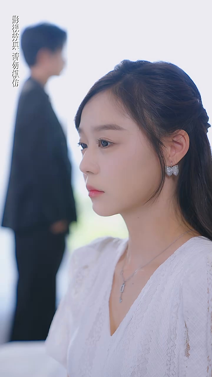 霆少，夫人假死后偷生三個(gè)娃(全集)