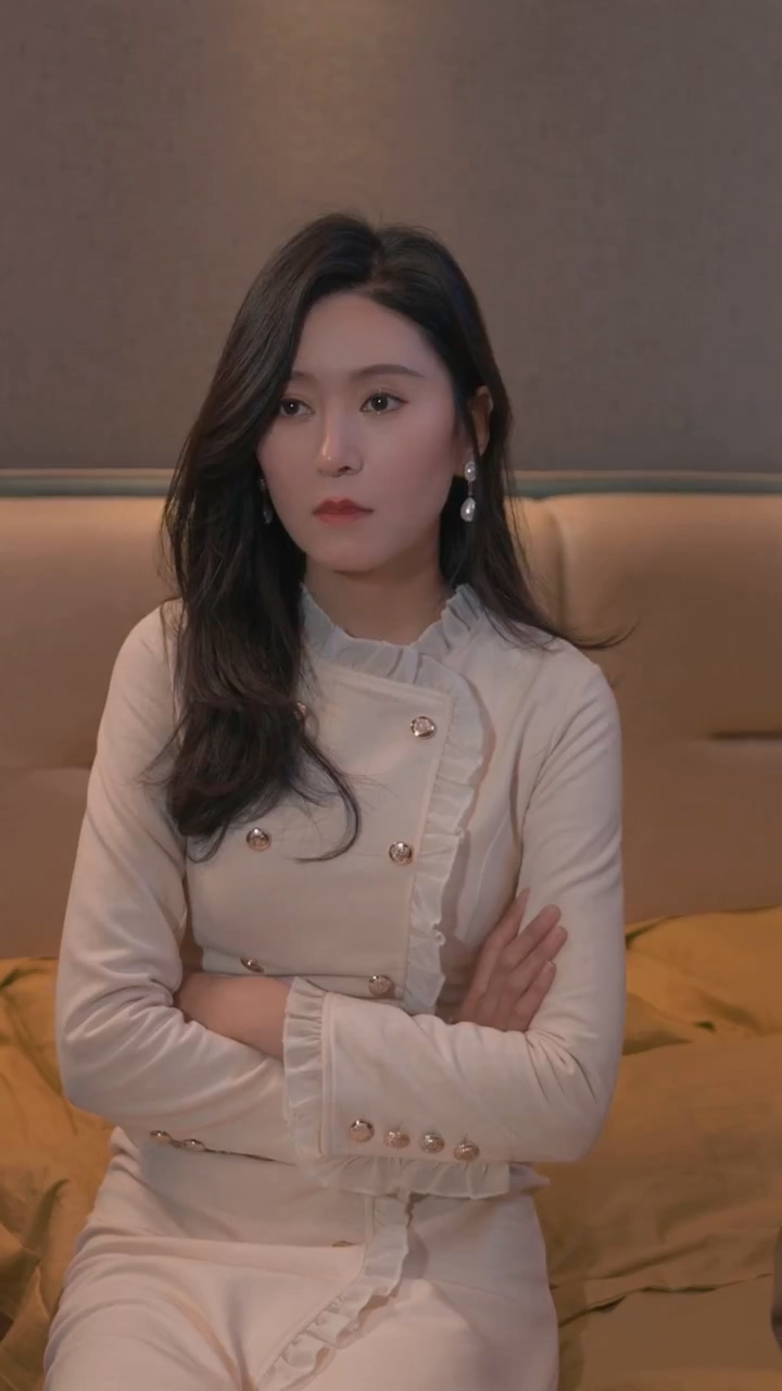 我的24歲美女總裁老婆(全集)